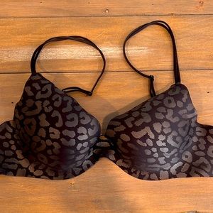 La senza push up bra.  Wetlook leopard print. Sexy.